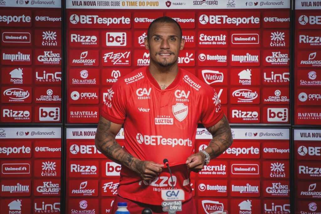 vila-nova-regulariza-dois-reforcos-que-podem-ser-relacionados-para-duelo-contra-o-avai