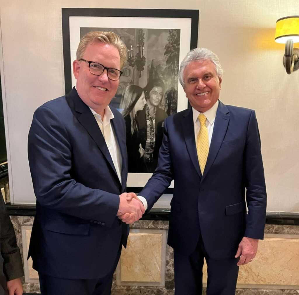 amazon-avalia-investir-em-goias-apos-conhecer-politica-estadual-de-ia