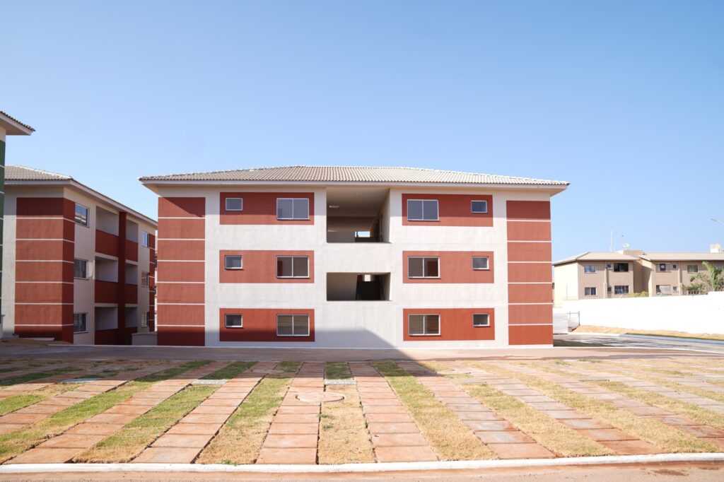 agehab,-seinfra-e-mcid-entregam-540-apartamentos-neste-sabado