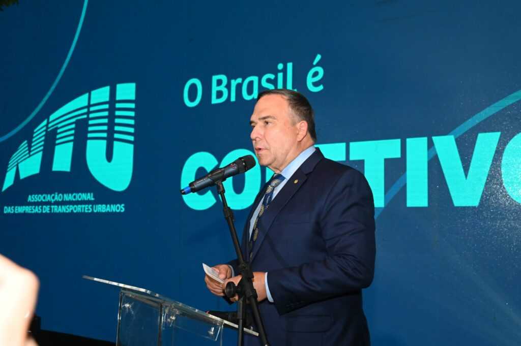 mabel-destaca-avancos-da-metronizacao-de-goiania-durante-posse-da-nova-diretoria-da-ntu