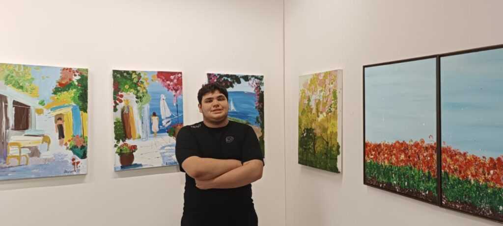 artista-neurodivergente-augusto-mangussi-expoe-obra-no-congresso-jornada-do-autismo,-em-brasilia