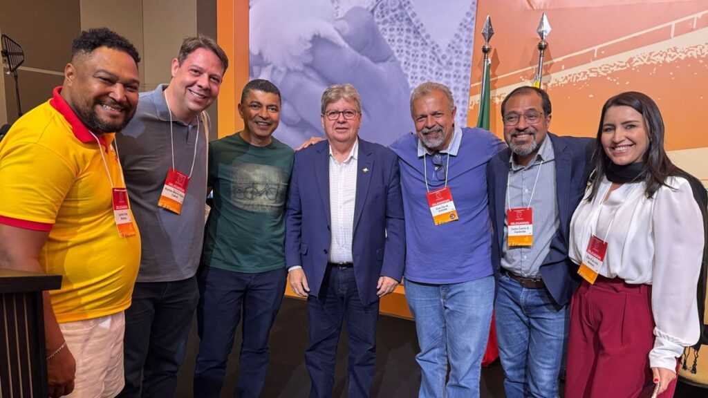 elias-vaz-e-reeleito-para-executiva-nacional-do-psb