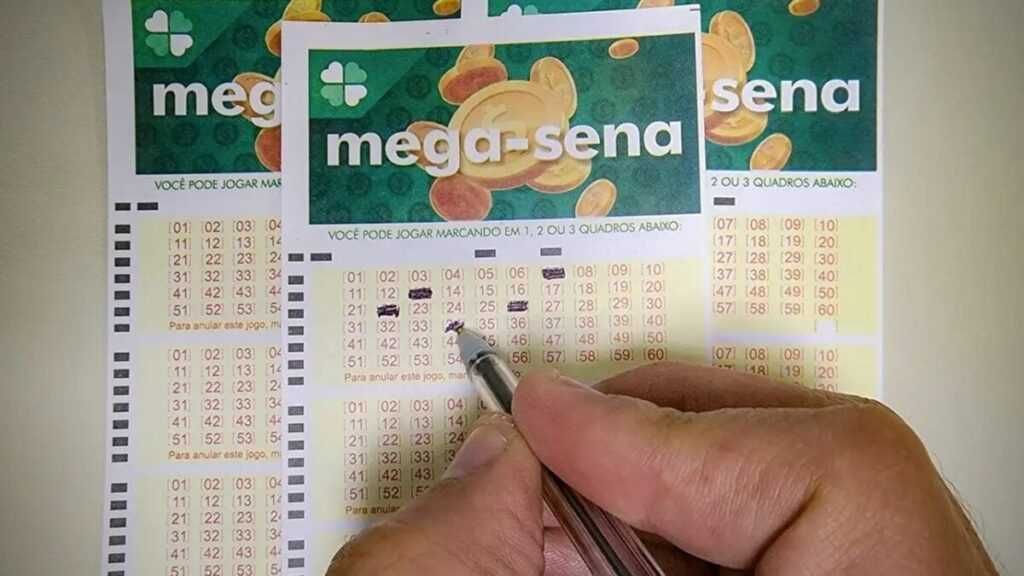 mega-sena-acumula-e-premio-sobe-para-100-milhoes;-veja-dicas-de-como-acertar-mais-numeros