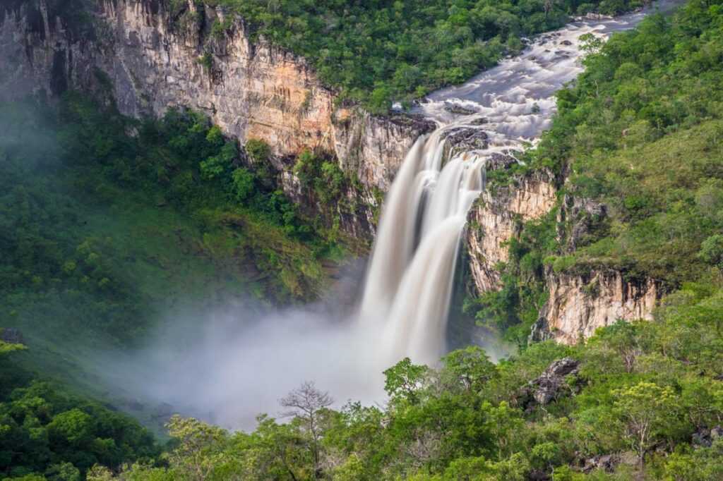 turismo-em-goias-cresce-13,5%-em-abril-e-lidera-ranking-nacional,-aponta-ibge