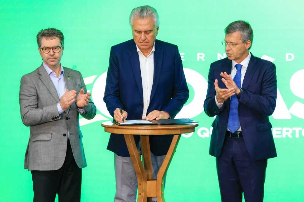 caiado-lanca-projeto-para-reduzir-filas-e-otimizar-rede-hospitalar-do-estado