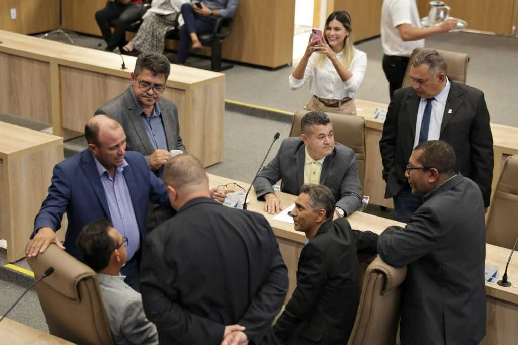 aprovado-pl-que-autoriza-uso-de-imoveis-publicos-para-habitacao