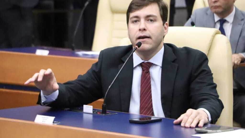 relator-de-projeto,-kitao-assegura-o-pagamento-de-auxilio-para-servidores-da-educacao-em-julho