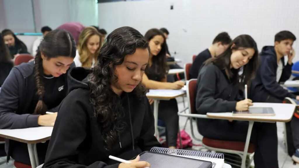 ufg-volta-a-aplicar-vestibular-proprio-apos-10-anos