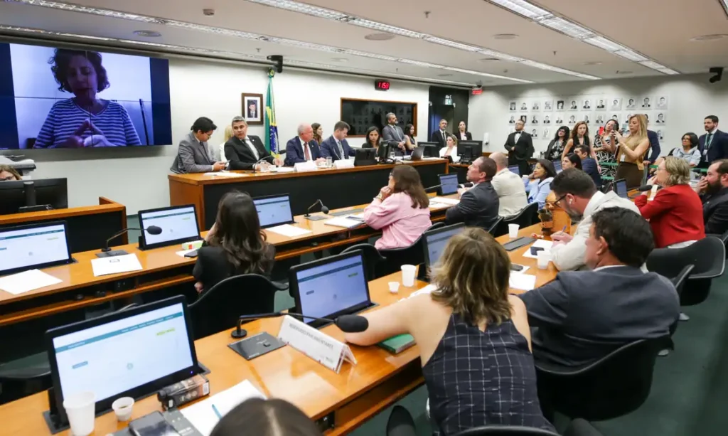 zambelli-tenta-desacreditar-hacker-que-invadiu-cnj-para-salvar-mandato