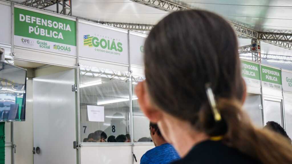 defensoria-itinerante-oferece-atendimento-juridico-a-populacao-de-uruacu-neste-fim-de-semana