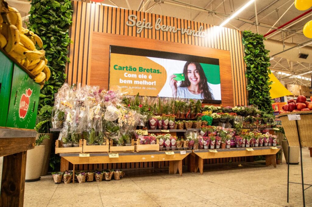 bretas-realiza-mutirao-de-empregos-com-300-vagas-em-goiania,-aparecida-e-senador-canedo