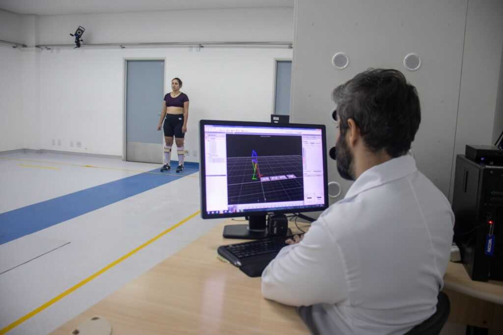 laboratorio-de-marcha-do-crer-garante-acesso-a-reabilitacao-de-alta-tecnologia-pelo-sus