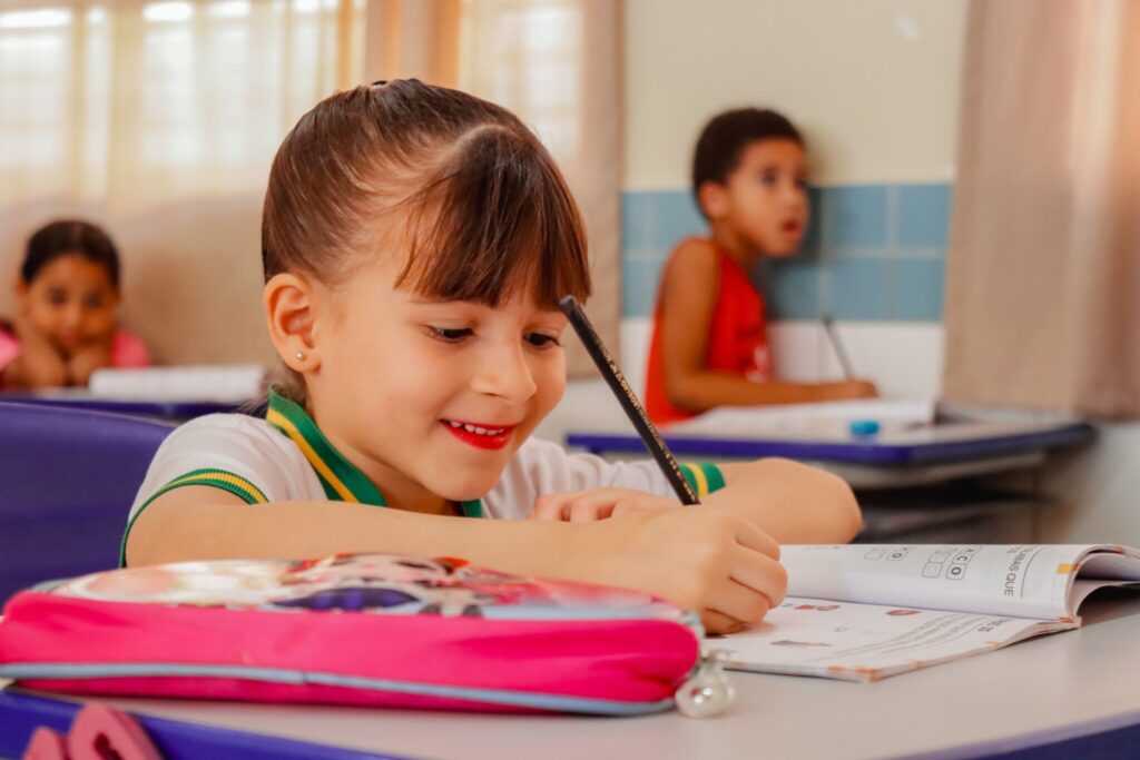 senador-canedo-divulga-cronograma-de-matricula-e-transporte-escolar-para-2026