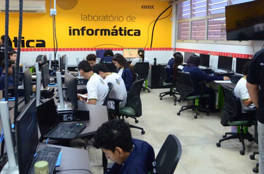 escolas-do-futuro-abrem-mais-de-600-vagas-para-cursos-tecnicos-de-nivel-medio