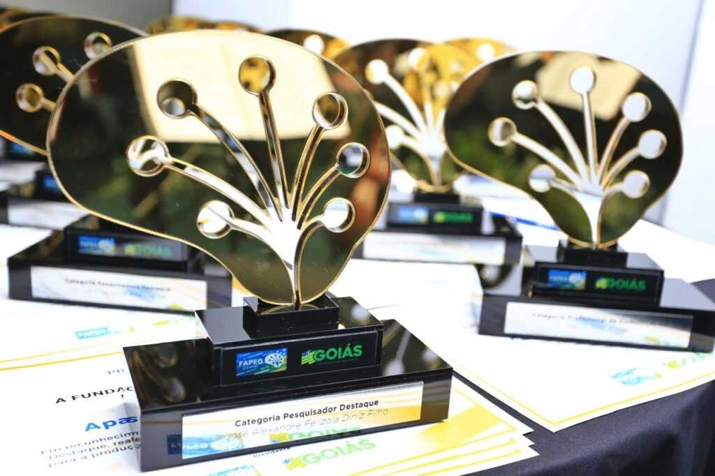 governo-lanca-premio-goiano-de-ciencia,-tecnologia-e-inovacao