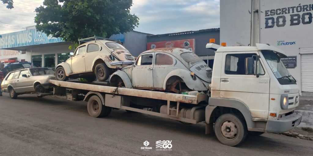 patrulha-detran-retira-veiculos-abandonados-em-cidades-do-interior