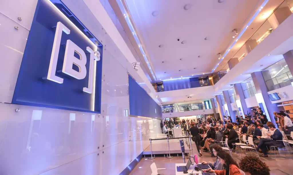 bolsa-volta-a-bater-recorde-e-encosta-nos-190-mil-pontos