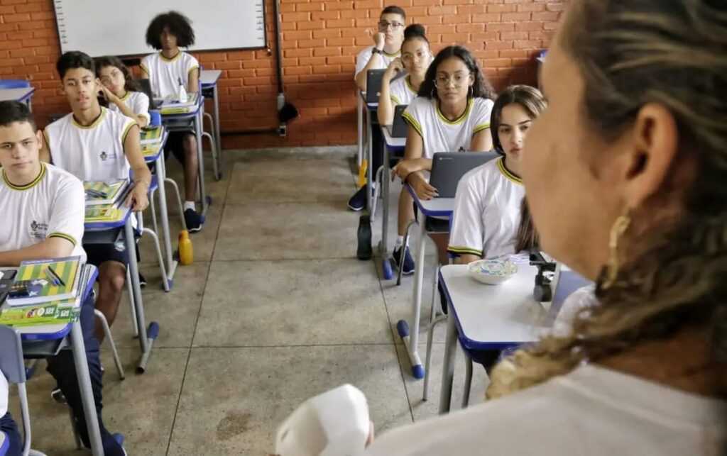 professores-da-rede-estadual-de-ensino-terao-reajuste-de-5,4%