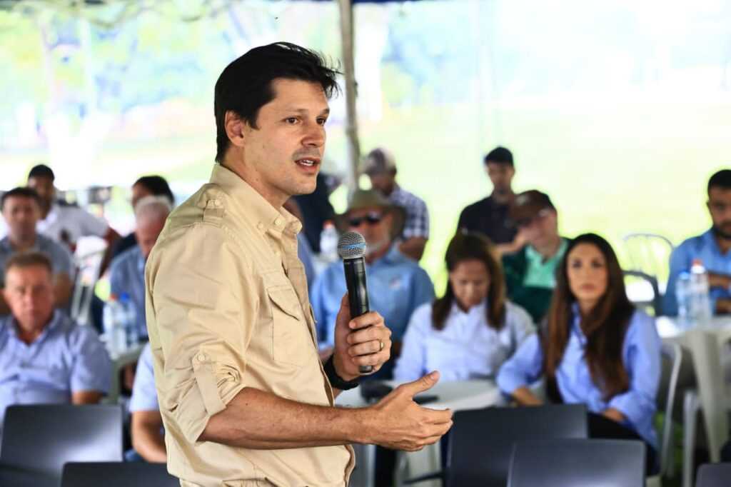 daniel-age-para-administrar-ambicoes-e-evitar-novas-dissidencias