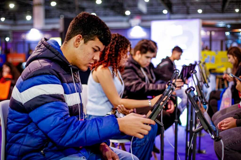 mais-de-300-vagas-de-estagio-sao-ofertadas-em-goias;-saiba-como-se-inscrever