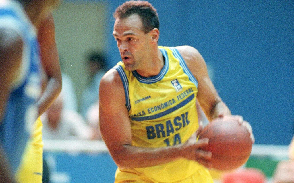 lenda-do-basquete-brasileiro-e-reconhecido-internacionalmente,-oscar-schmidt-morre-aos-68-anos