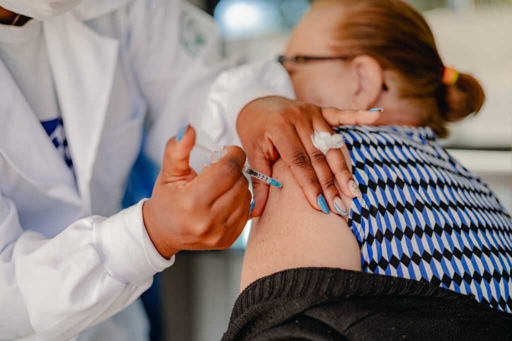 aparecida-amplia-vacinacao-contra-a-gripe-com-atendimento-domiciliar
