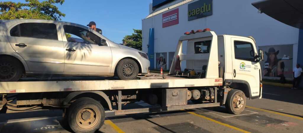motorista-clandestino-e-flagrado-e-tem-carro-apreendido-na-rodoviaria-de-goiania