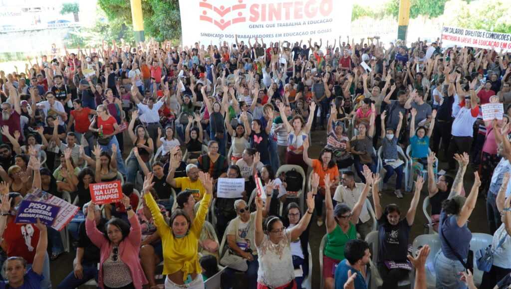 justica-determina-funcionamento-minimo-nas-escolas-durante-greve-da-educacao-em-goiania