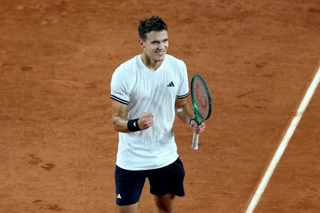 joao-fonseca-perde-para-mensik-e-esta-eliminado-de-roland-garros