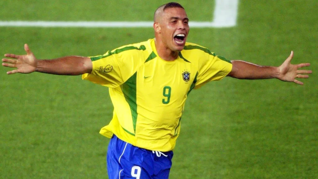 camisa-do-penta-entra-em-lista-das-mais-feias-da-historia