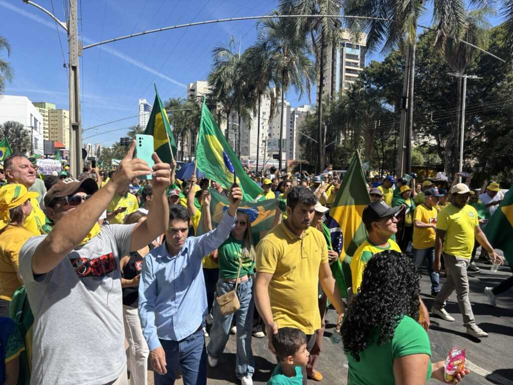 Direita volta a superar esquerda no Brasil, aponta Datafolha direita-volta-a-superar-esquerda-no-brasil,-aponta-datafolha