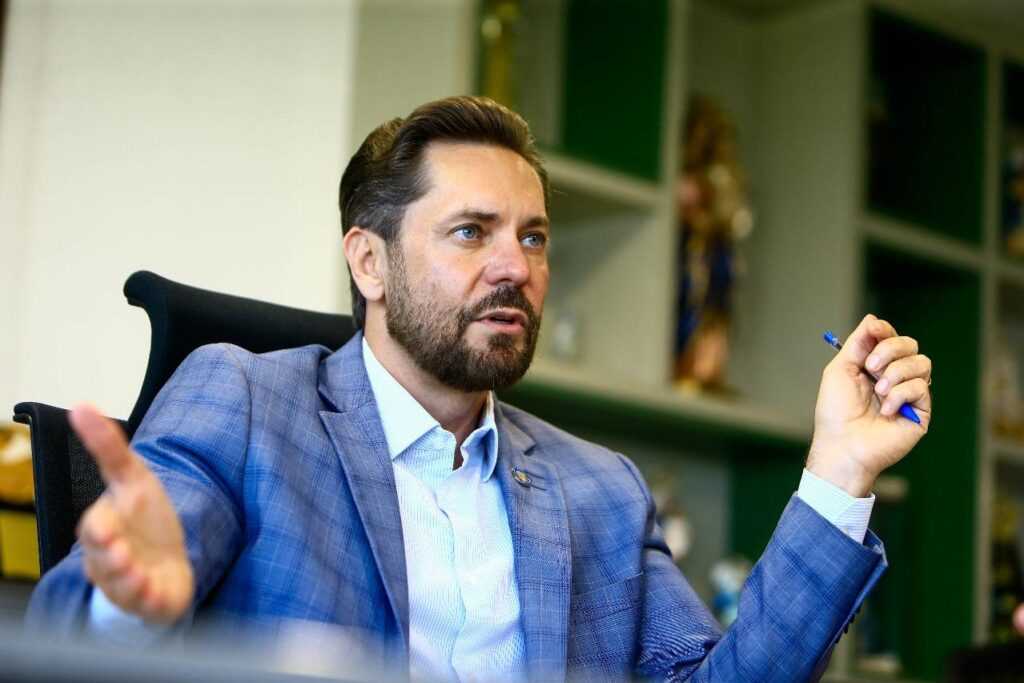 bruno-peixoto-chega-a-2026-como-um-dos-nomes-mais-fortes-da-disputa-para-a-camara-federal