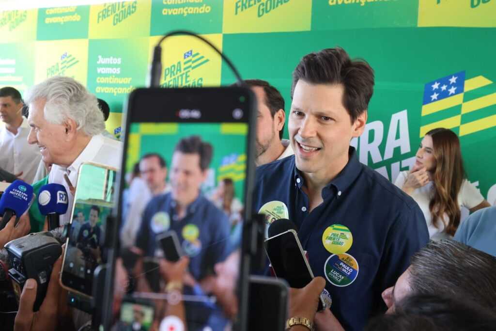 moraes-nega-pedido-para-javier-milei-visitar-bolsonaro-em-casa