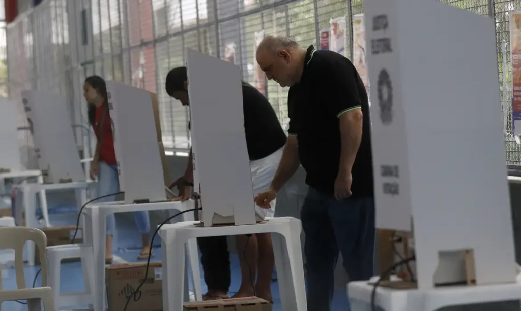 Eleições 2026: saiba o que é permitido e proibido no dia da votação eleicoes-2026:-saiba-o-que-e-permitido-e-proibido-no-dia-da-votacao