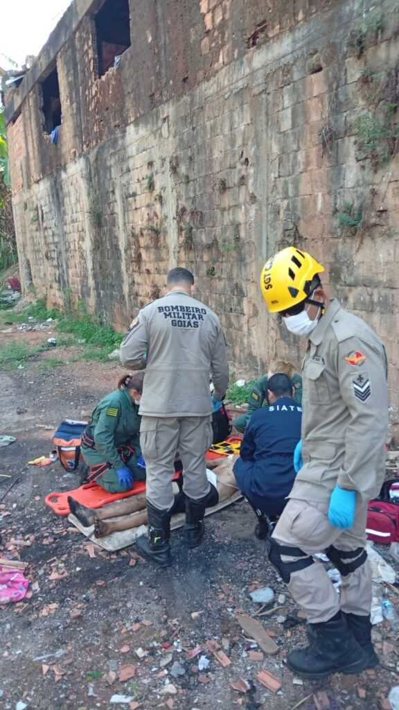 homem-cai-de-altura-de-10-metros-no-jardim-america,-em-goiania