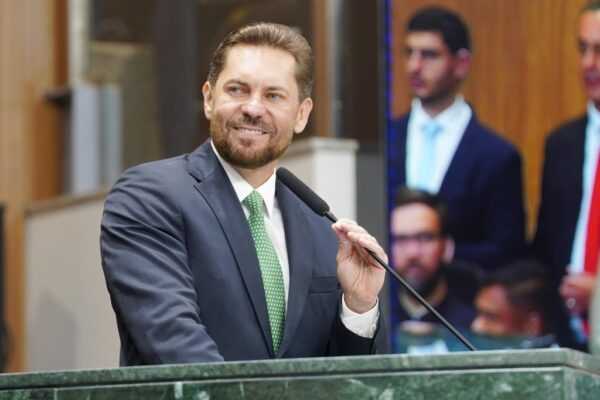 bruno-peixoto-assumira-governo-de-goias-durante-ferias-de-daniel-vilela