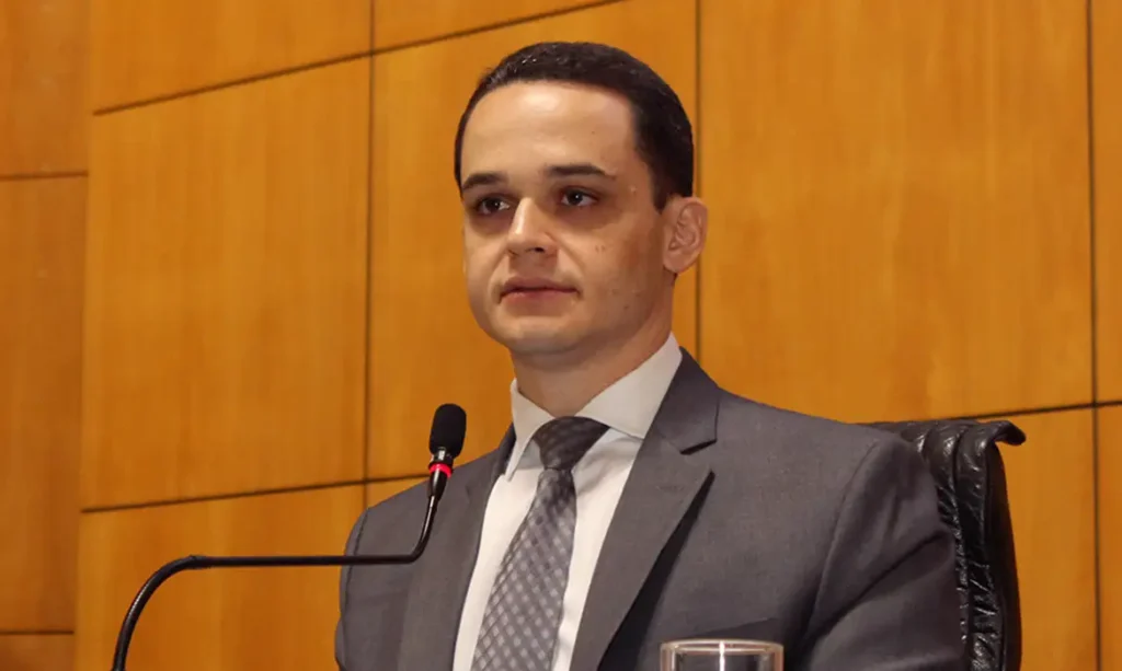 Lorenzo Pazolini é eleito governador do Espírito Santo depois de disputa no segundo turno lorenzo-pazolini-e-eleito-governador-do-espirito-santo-apos-disputa-no-segundo-turno