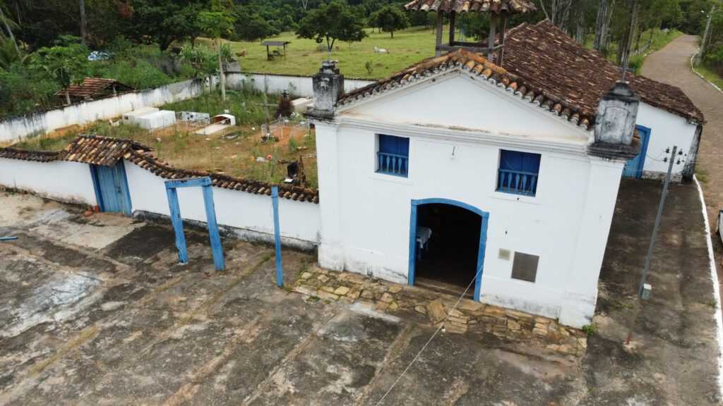 governo-de-goias-lanca-edital-para-restaurar-igreja-de-300-anos-em-buenolandia
